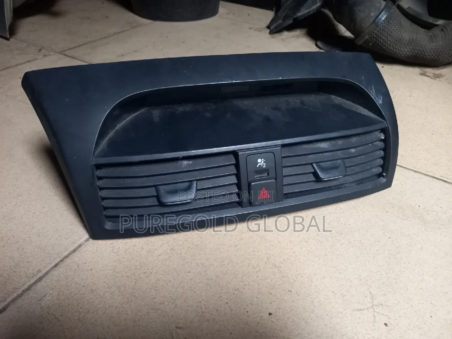 Centre Vent for Acura TL Available Here