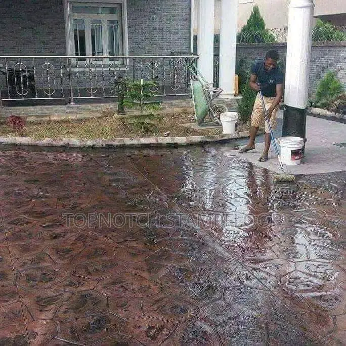 Resistance Exterior Modern Floor-Design