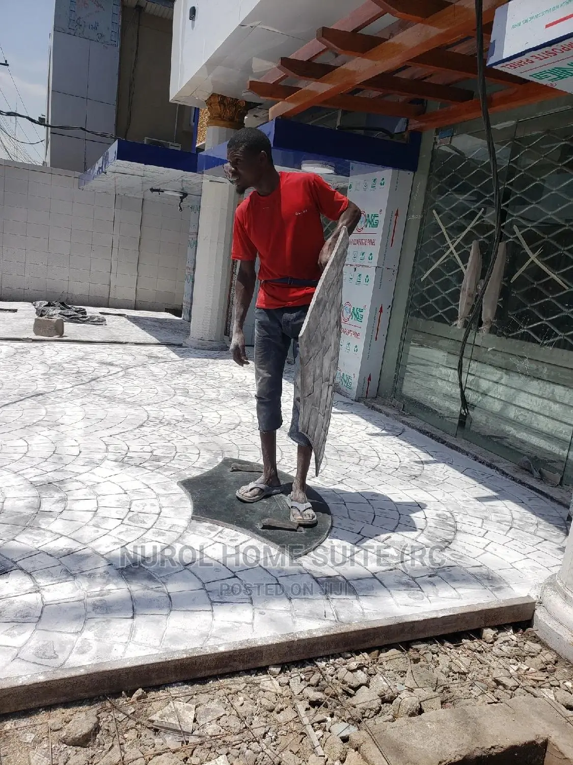 European Fan Patter Stamped Concrete Floor
