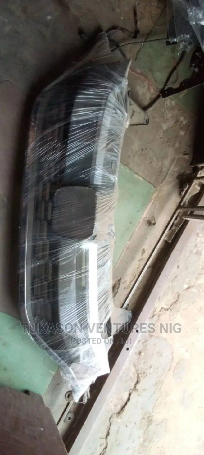 Front Grille 2016 Honda CR-V