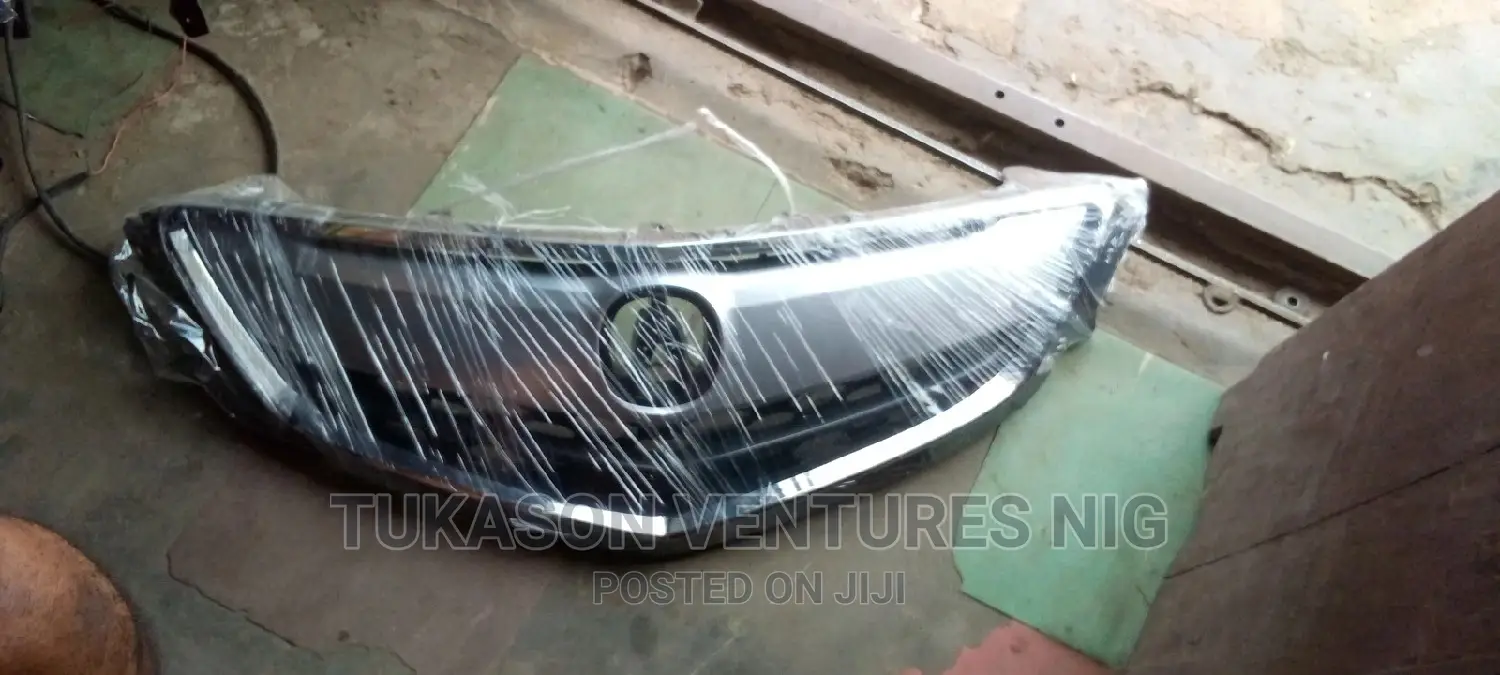 Front Grille Acura TSX 2017