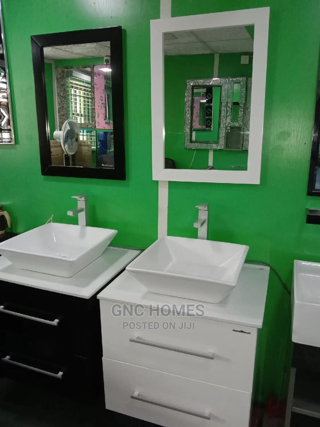 Standard Uk Carbinet Basin With Mirror