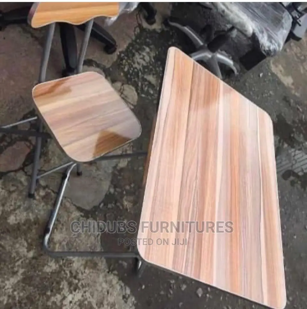 Unique Reading Table
