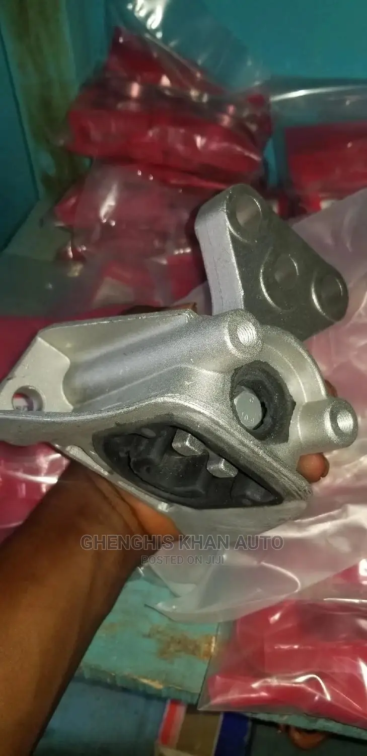 Gear Box Engine Seating 2006 Civic and Crv