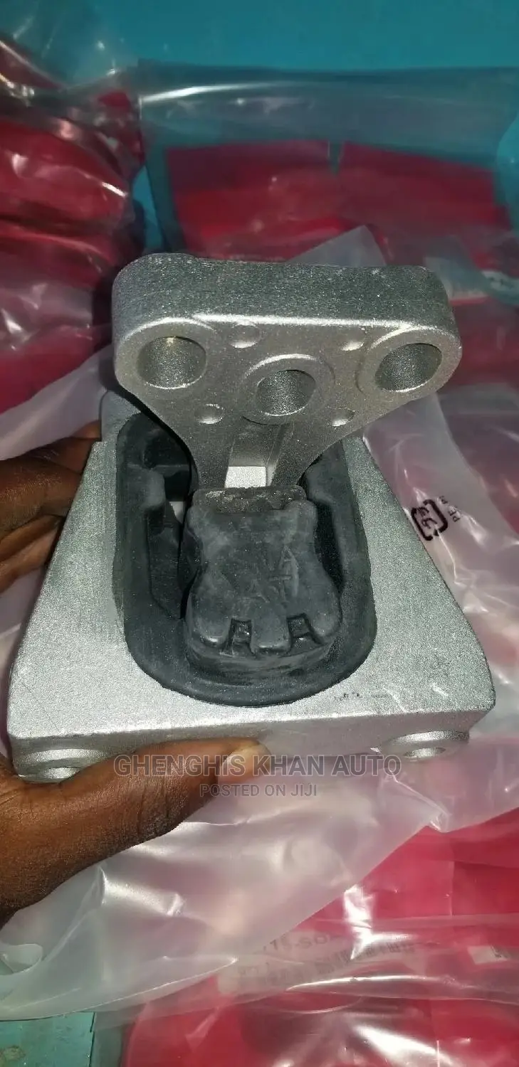 Gear Box Engine Seating 2006 Civic and Crv
