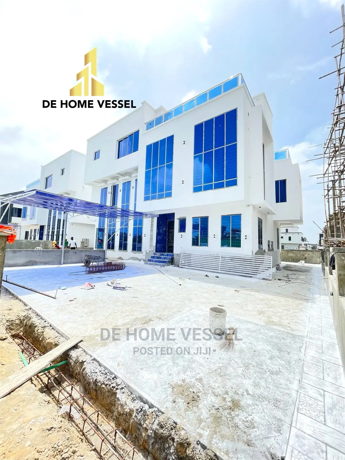5bdrm Duplex in Osapa London for Sale
