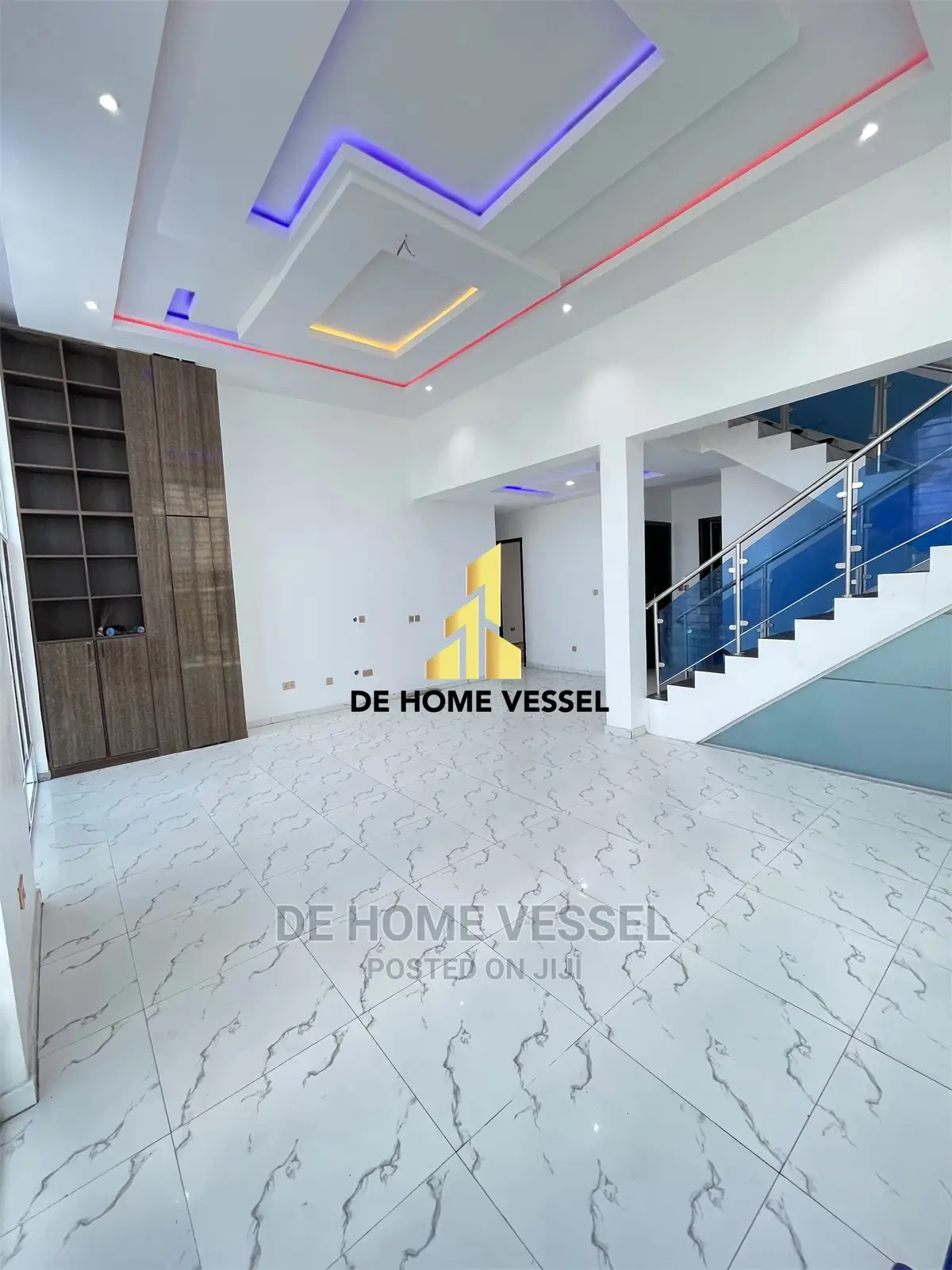 5bdrm Duplex in Osapa London for Sale