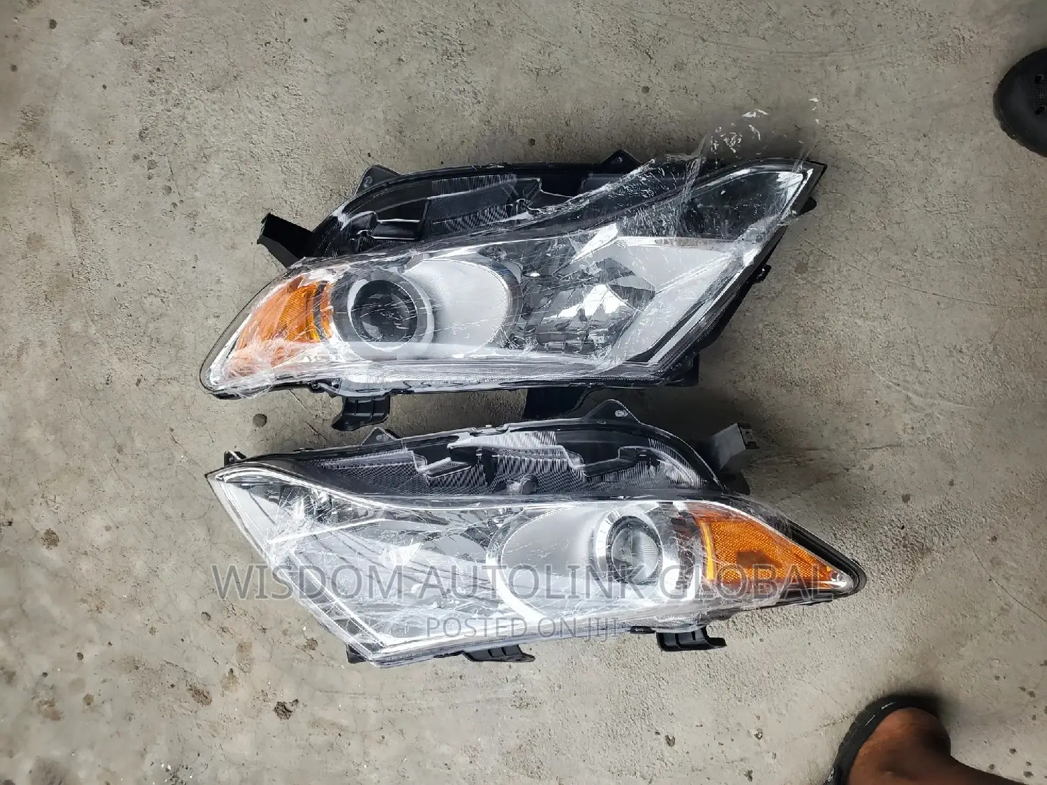 Headlights for Toyota Venza 2009-2013 Brand New One