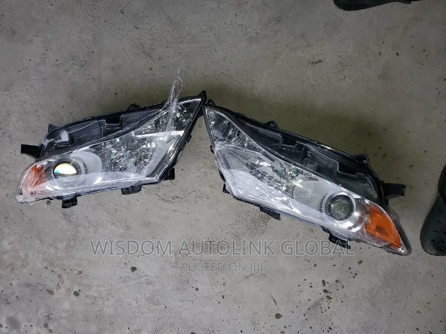 Headlights for Toyota Venza 2009-2013 Brand New One