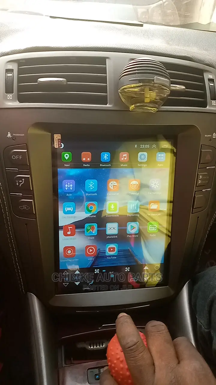 Is250/300 Tesla Android