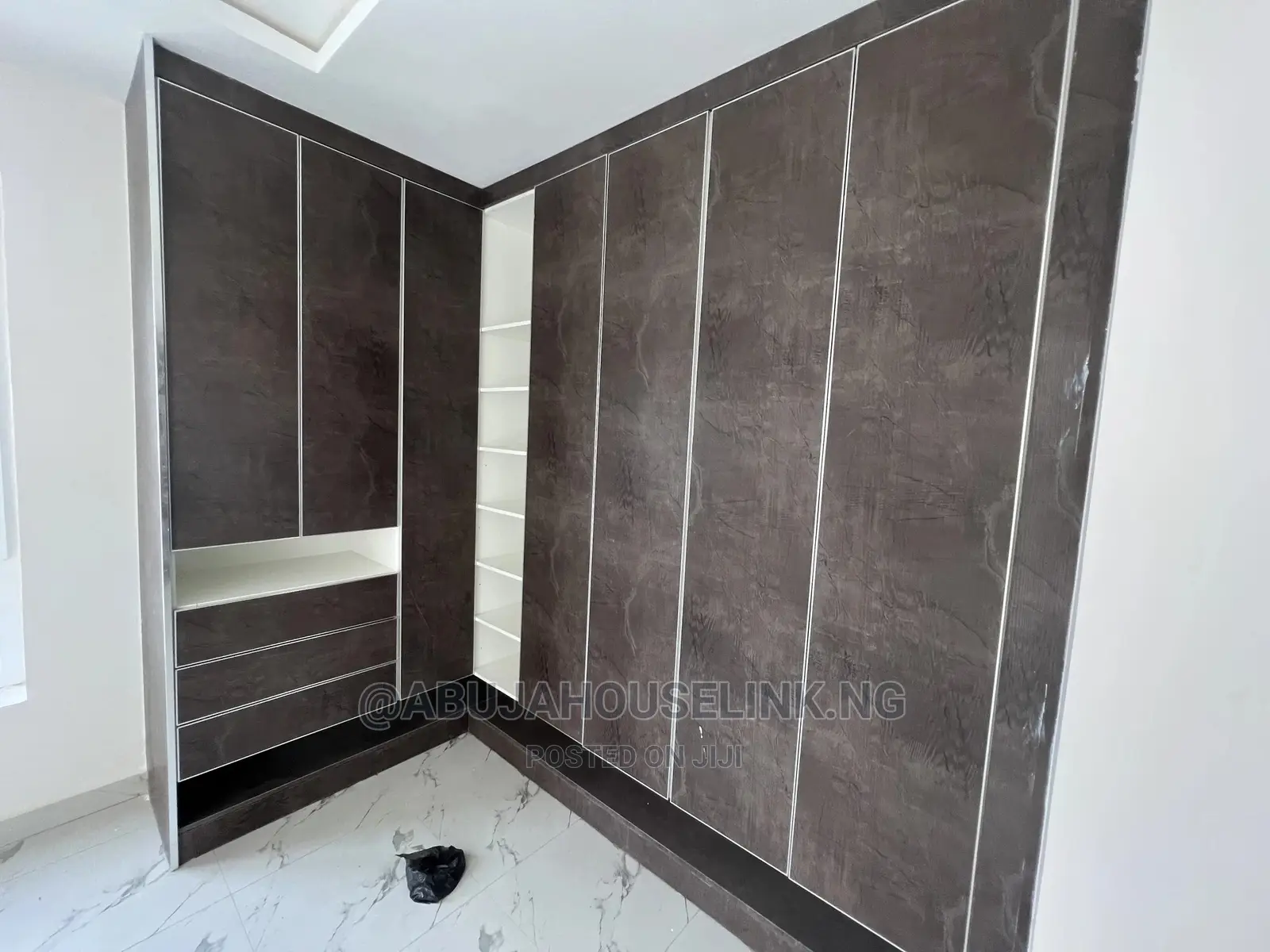 5bdrm Duplex in Wuye District for sale