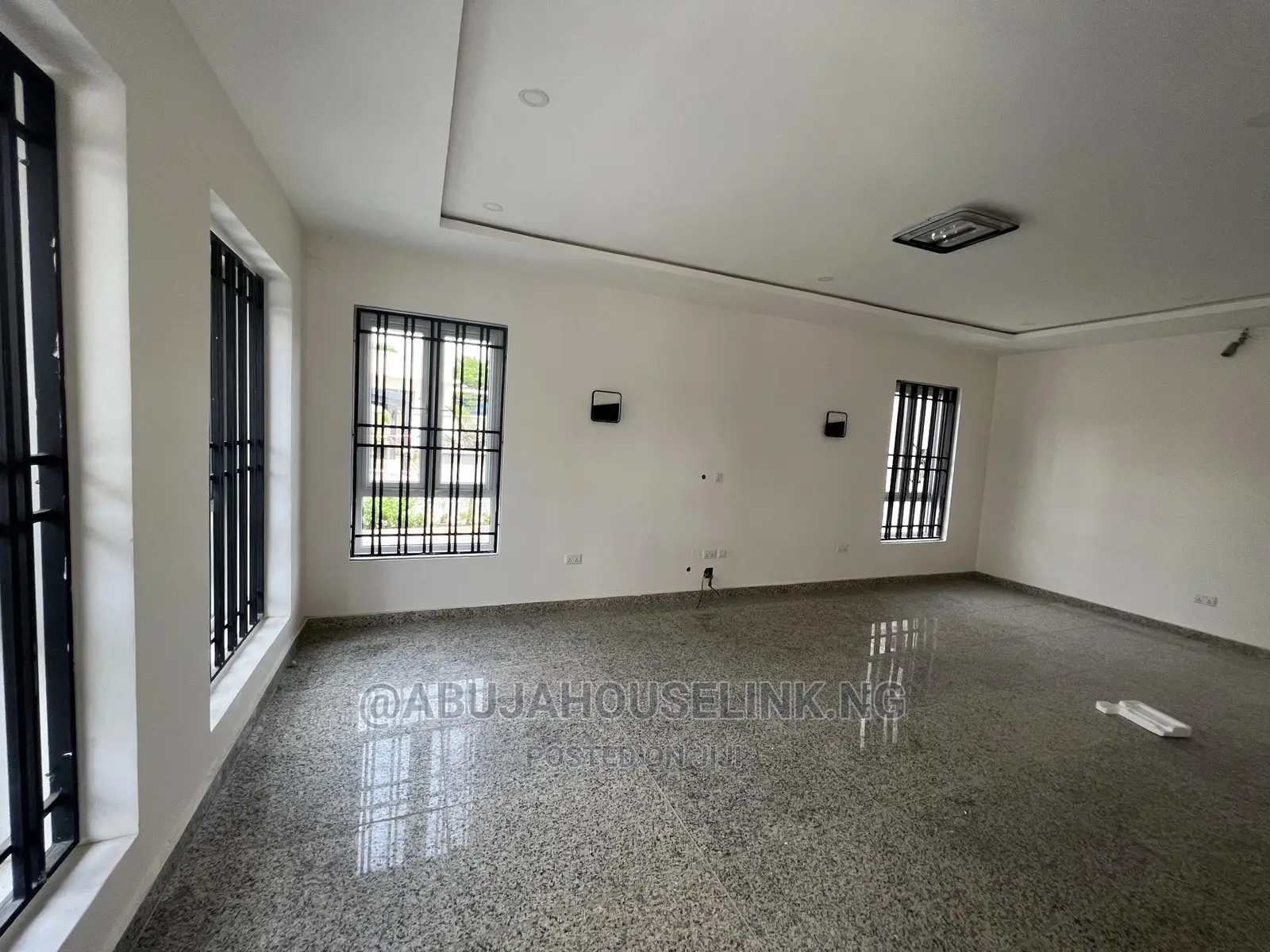 5bdrm Duplex in Wuye District for sale