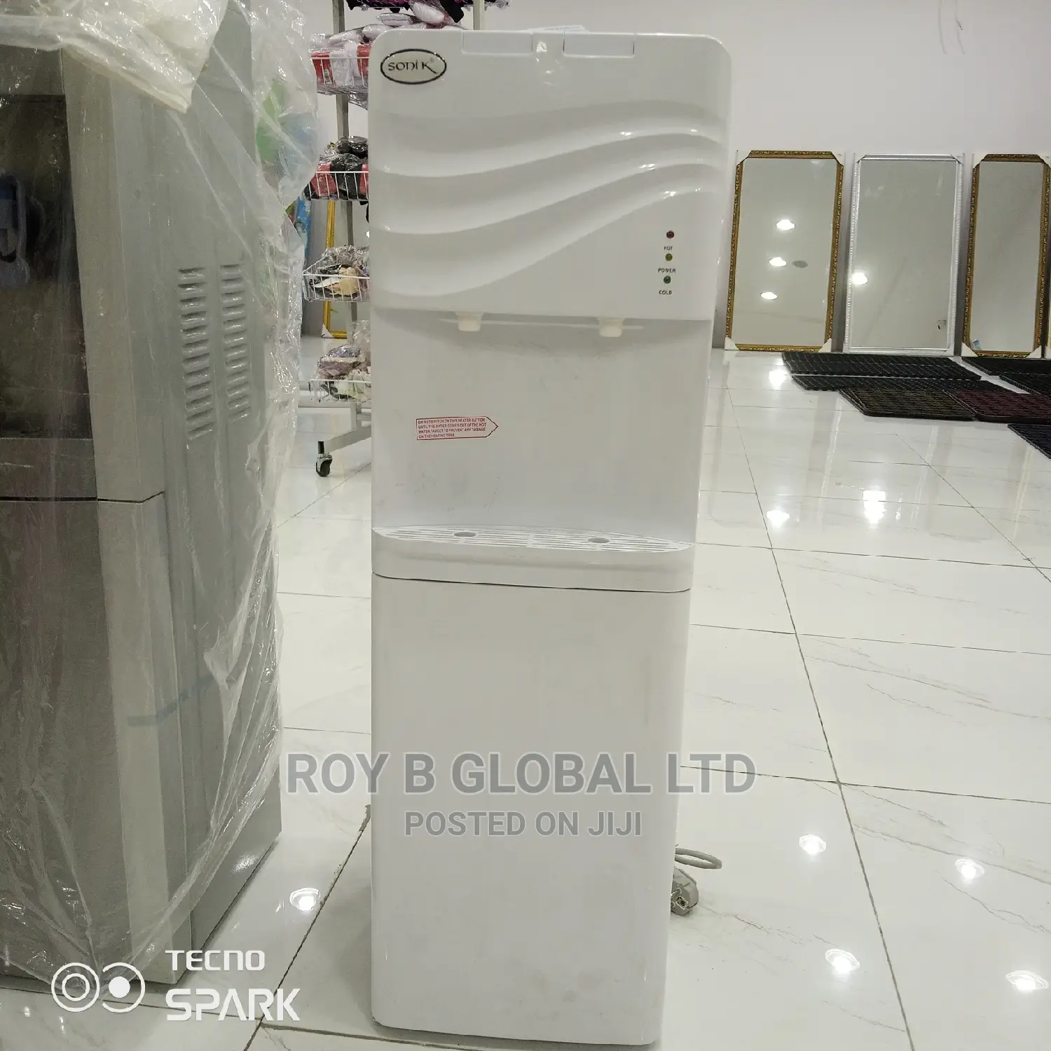 Hot and Cold Water Dispenser