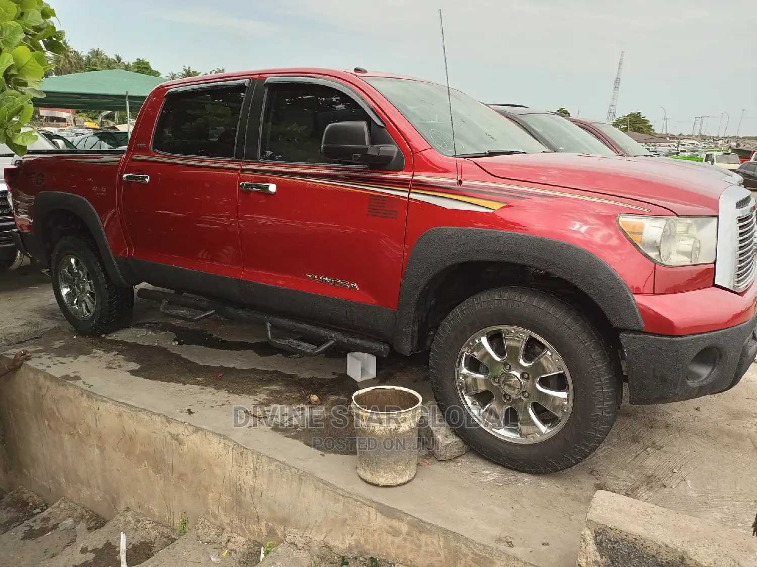 Toyota Tundra Double Cab 4x4 Limited 2012 Red