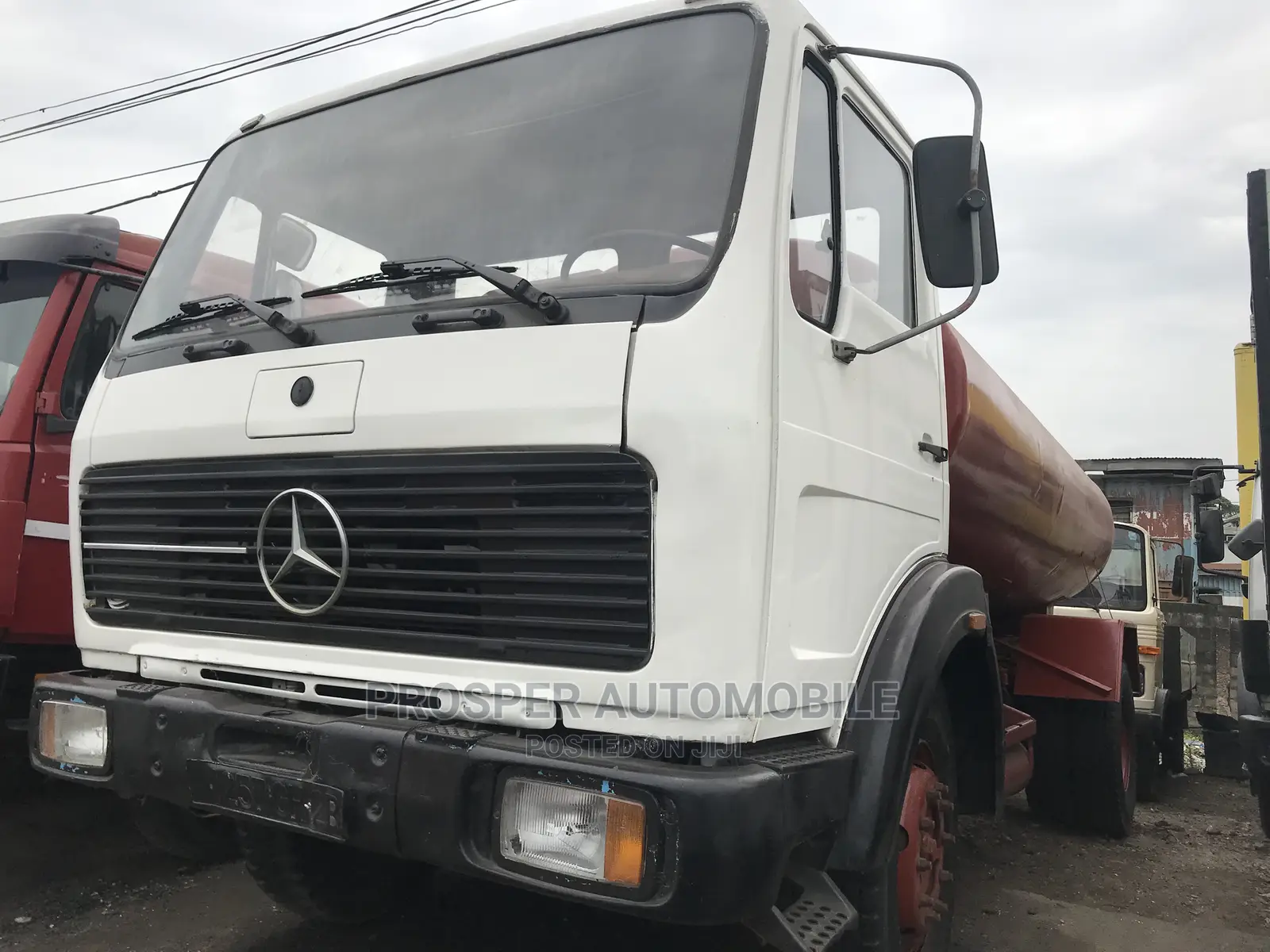 Mercedes Benz Water Tank 2000 White
