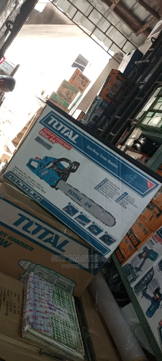 Total Gasoline Chain Saw
