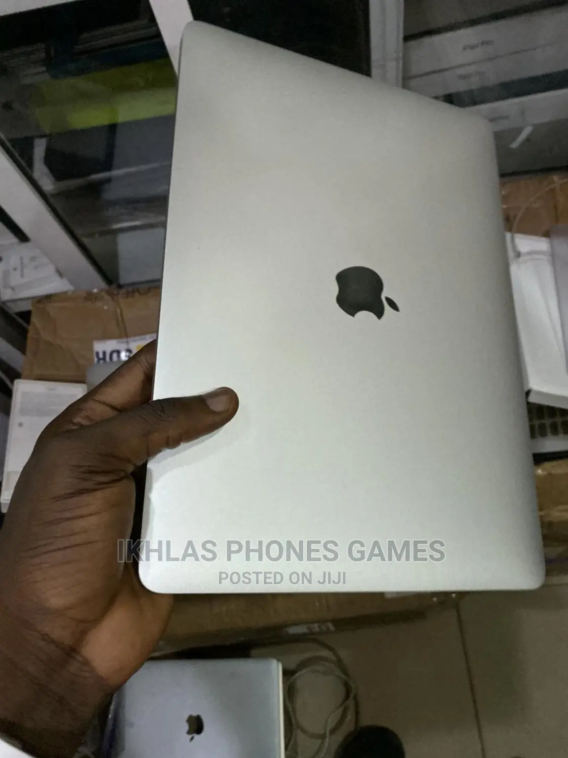 New Laptop Apple MacBook Pro 16GB Intel Core I7 512GB