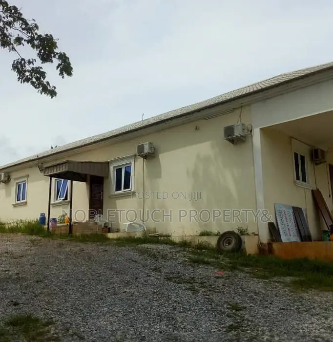 43 Hectares of Dry Land at Iyan Obafe Ogun State