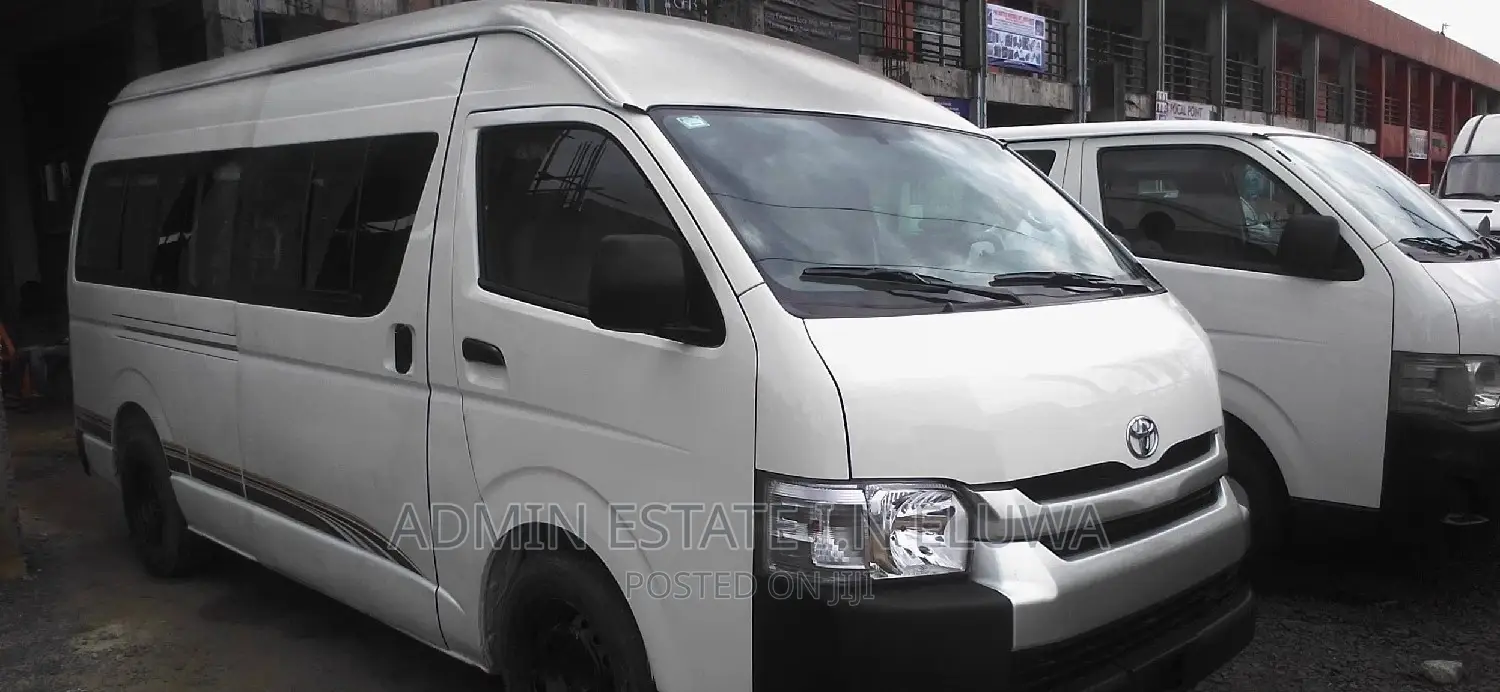 Hire Bus and Coaster Bus, Hire Hilux