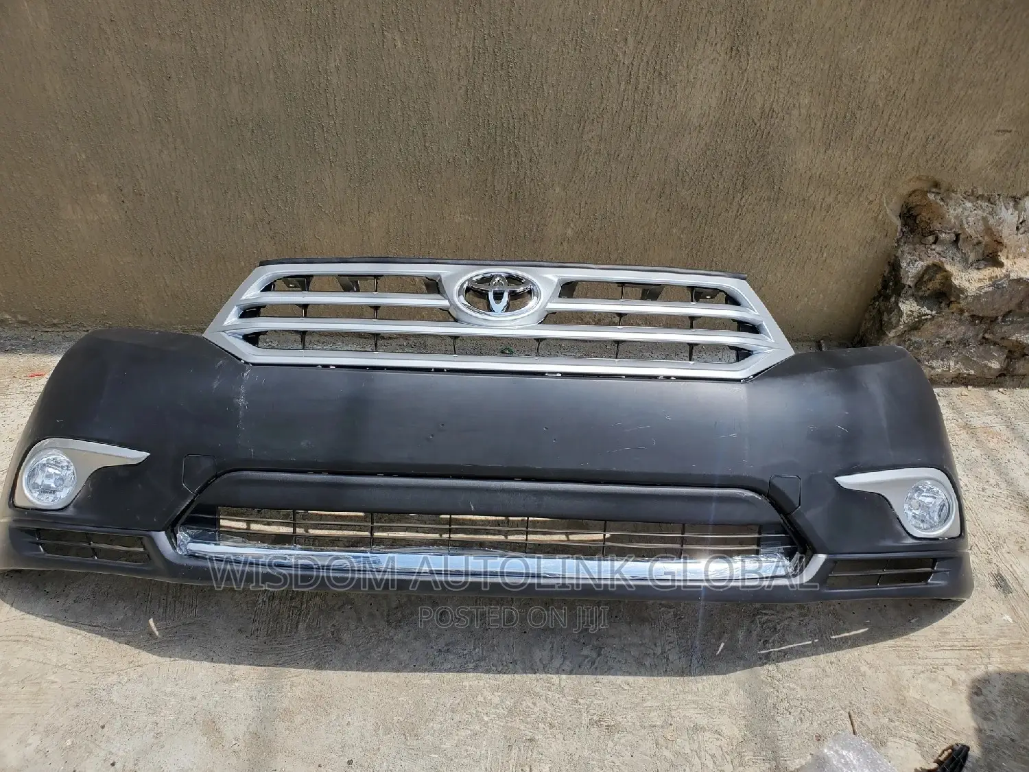 Complete Front Bumper Toyota Highlander 2011-2013 New One