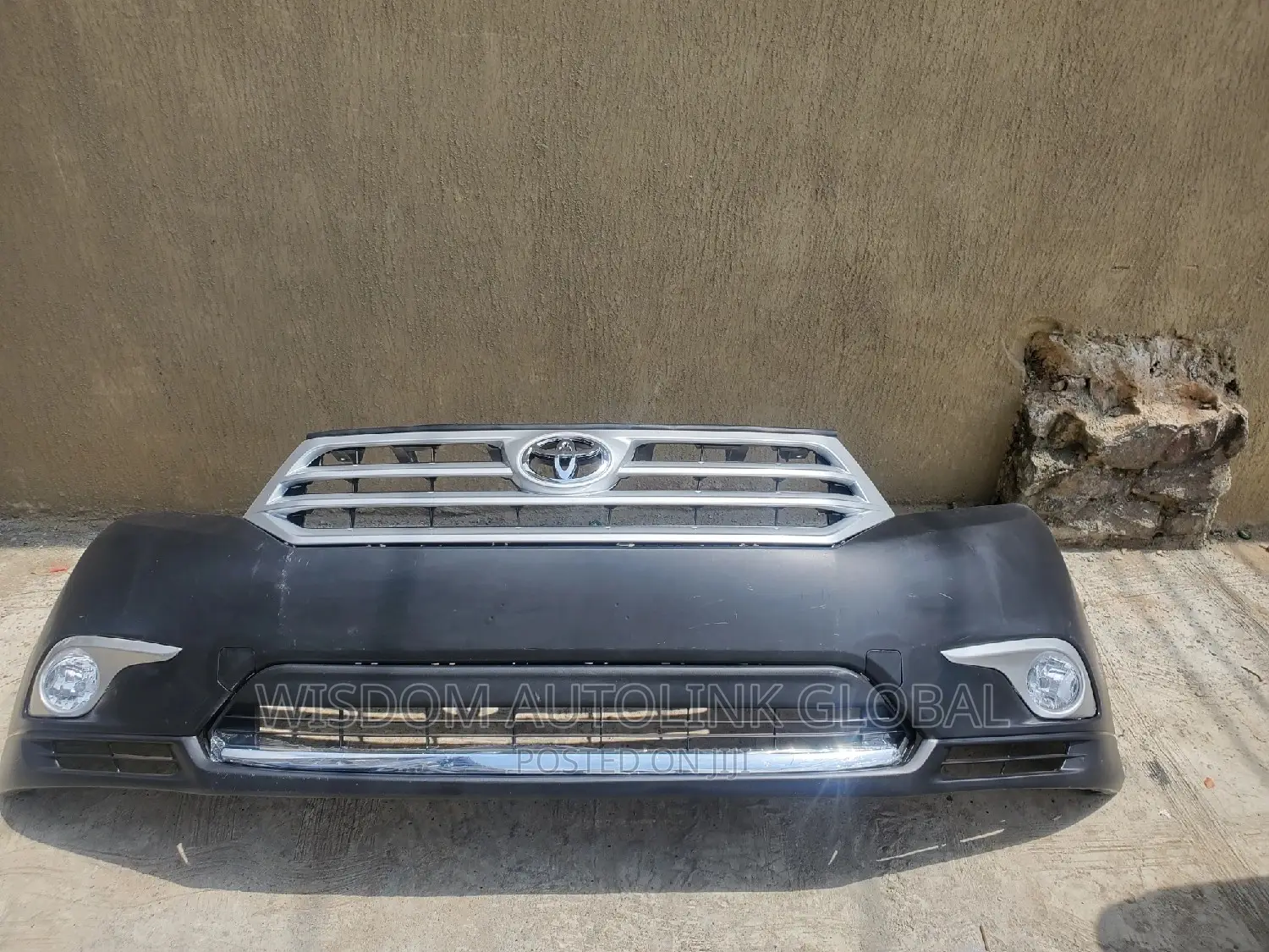 Complete Front Bumper Toyota Highlander 2011-2013 New One