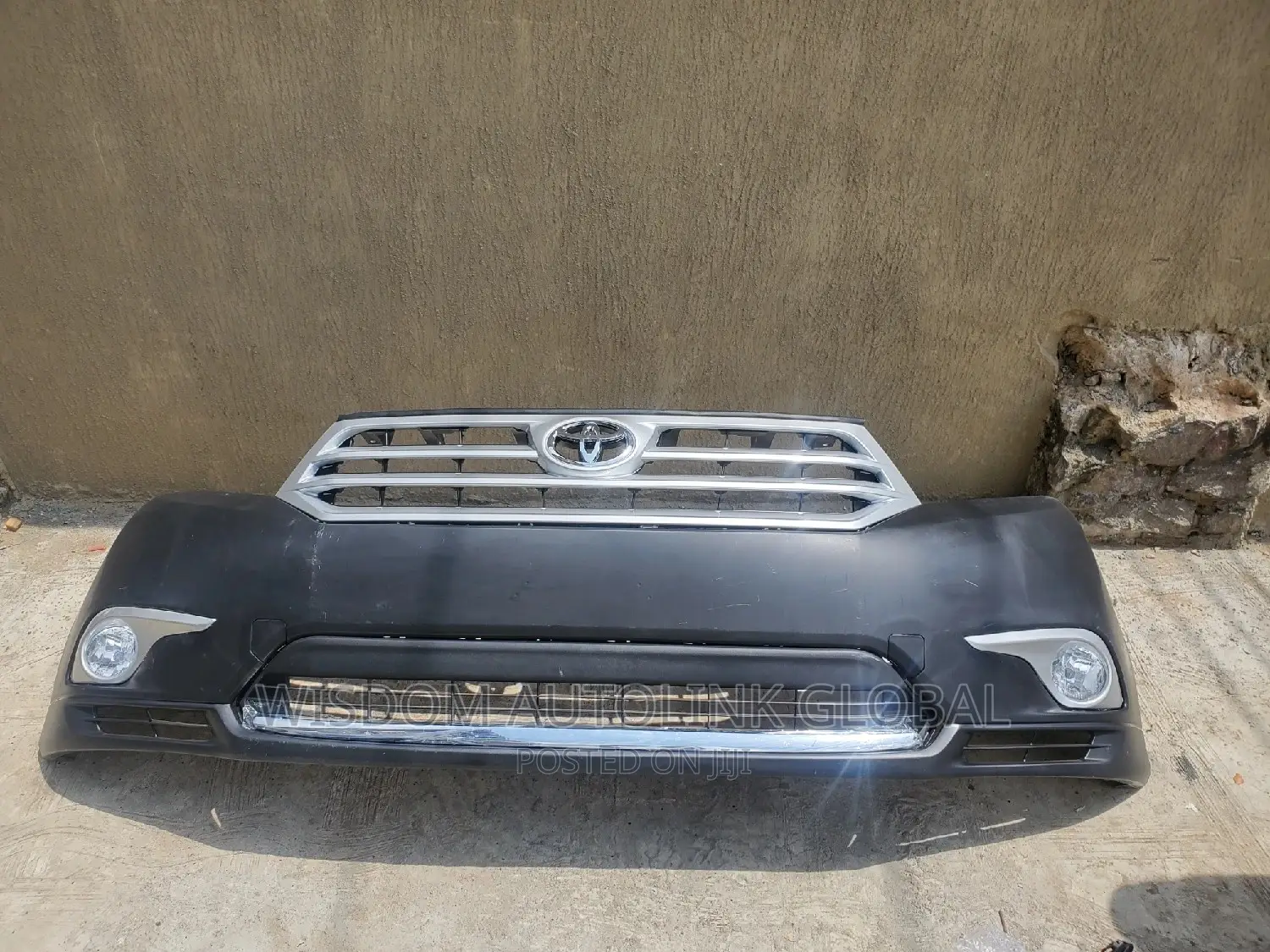 Complete Front Bumper Toyota Highlander 2011-2013 New One