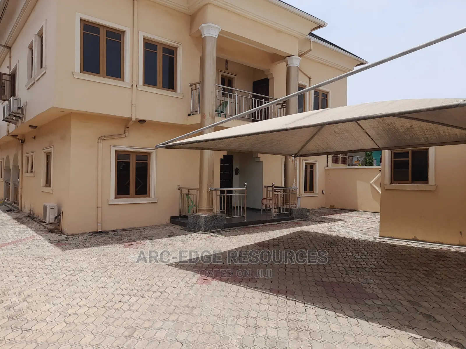 5bdrm Duplex in Ago Palace for sale