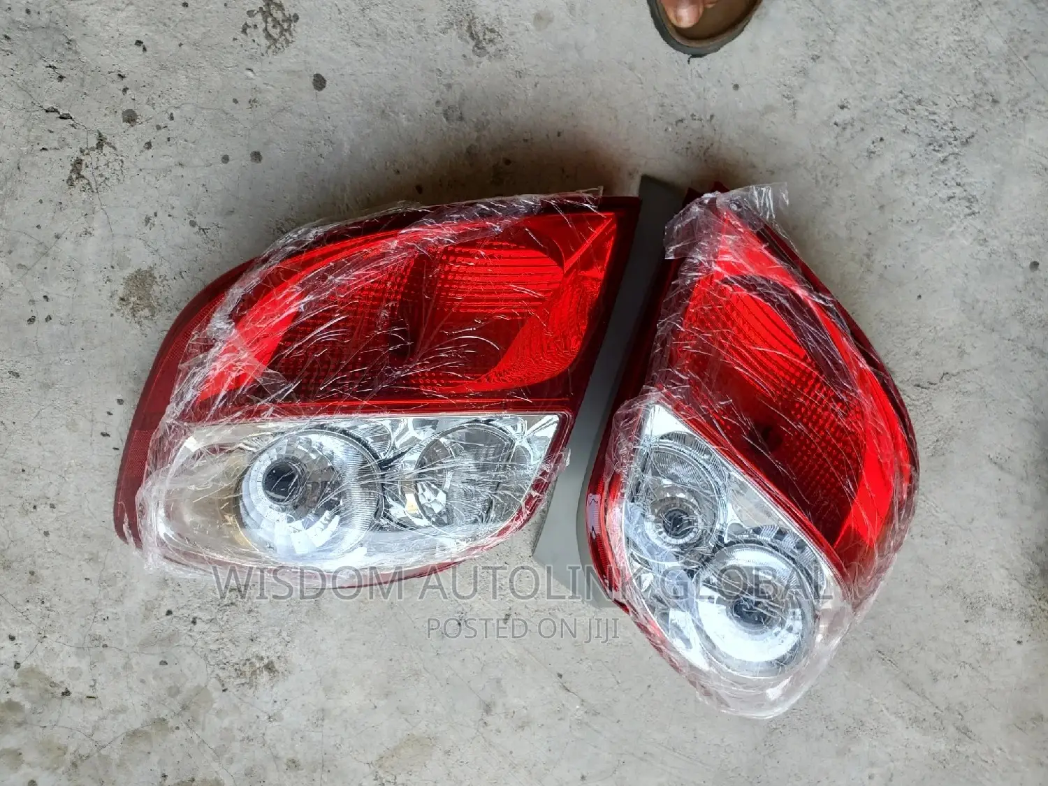 Rearlights For Toyota Matrix 2009-2011 New One