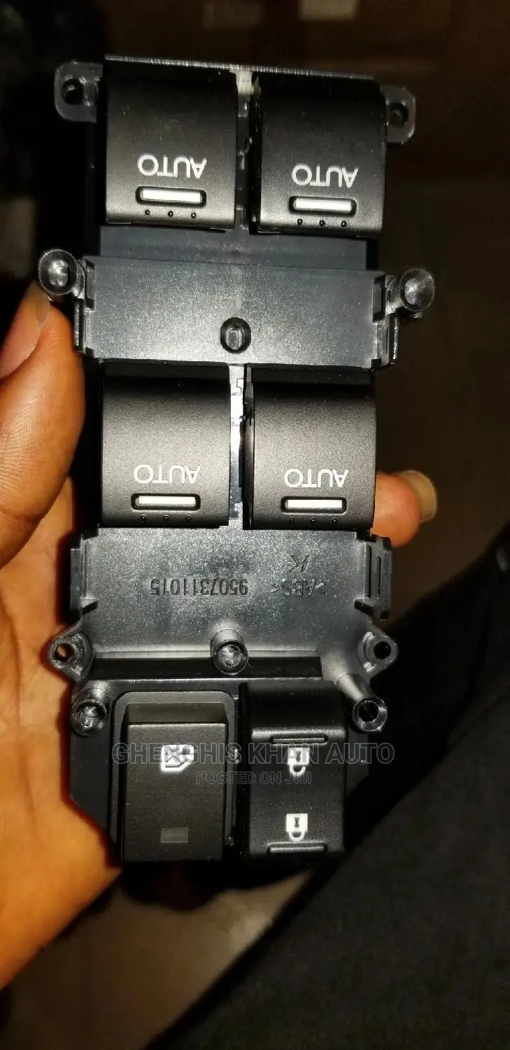 Pressing Button 2013/2014/2016/2017 Honda Accord
