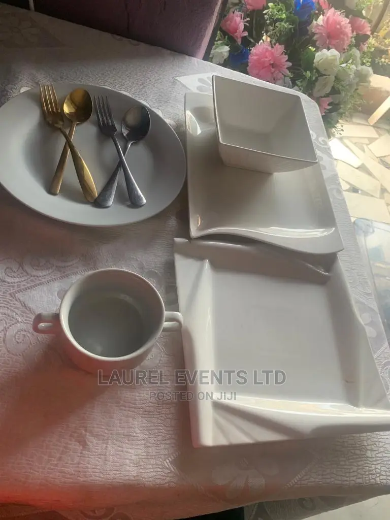 Plates Cups Spoons Chafing Dish for Event Rentals