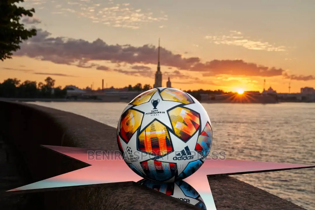 CHAMPION LEAGUE SOCCER BALL ( Size 5 )