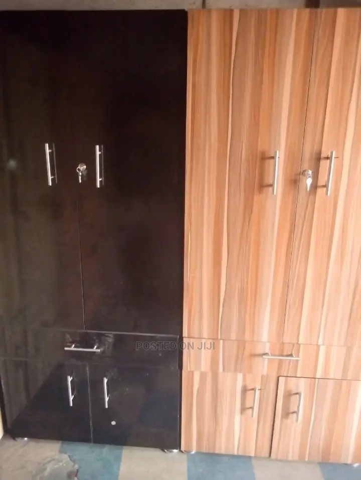 Wardrobe Size 32 Inches Wide 6 Ft Height.
