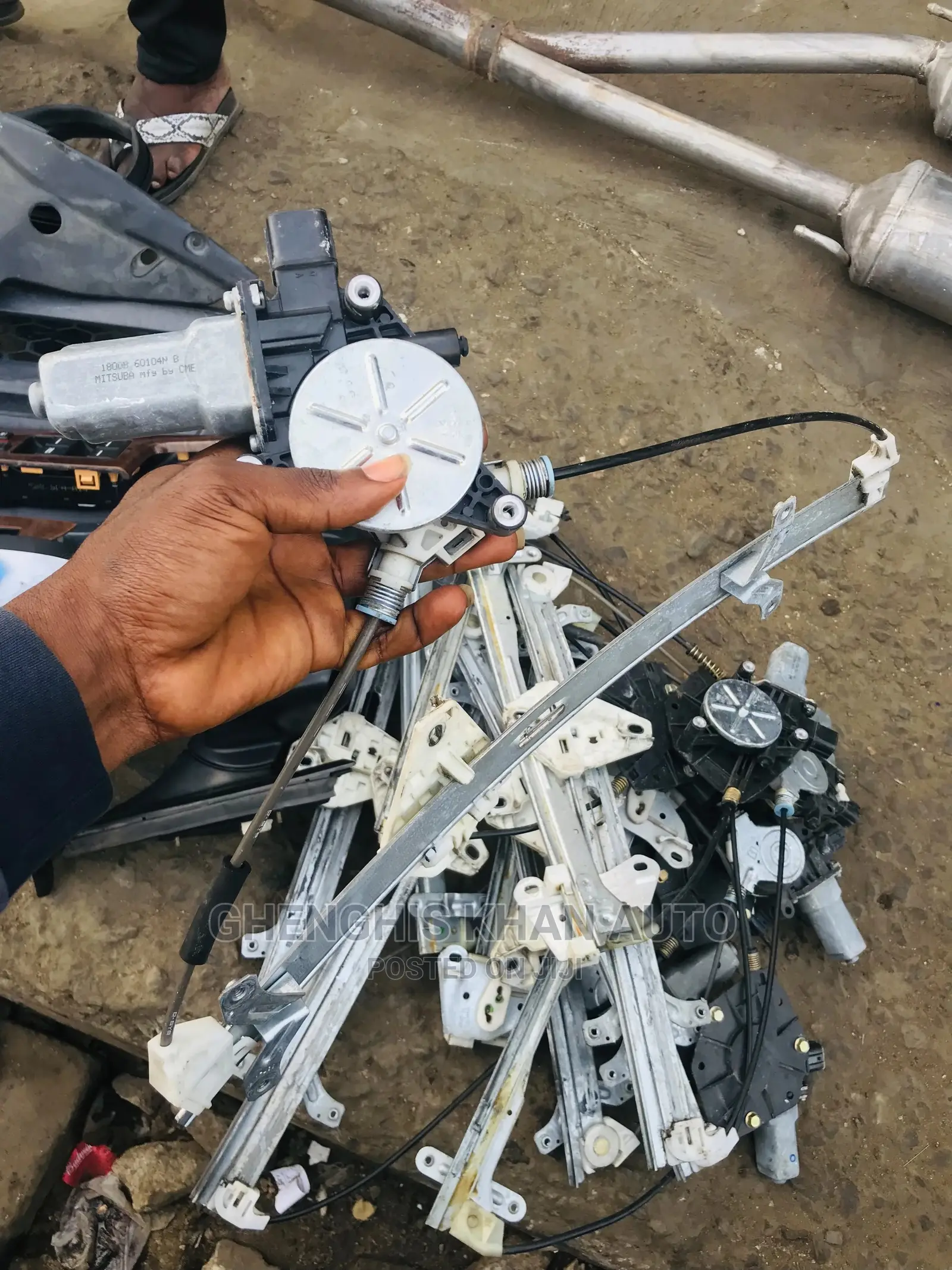 Door Catcher and Engine Wyner All Honda