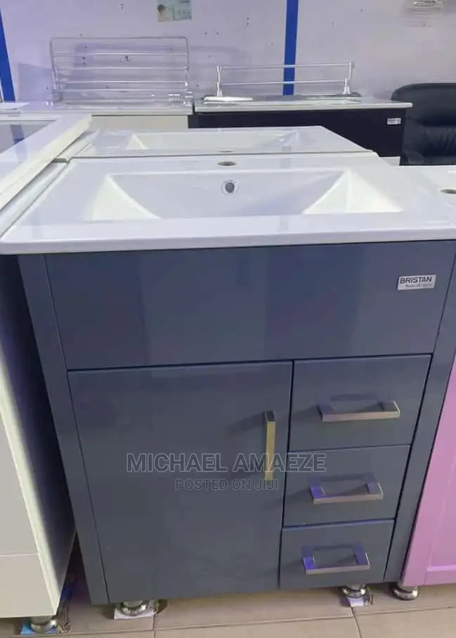 Cabinets With Mirror