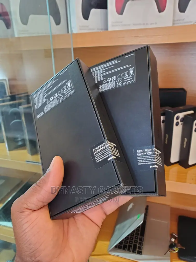 New Samsung Galaxy S22 Ultra 512 GB Black