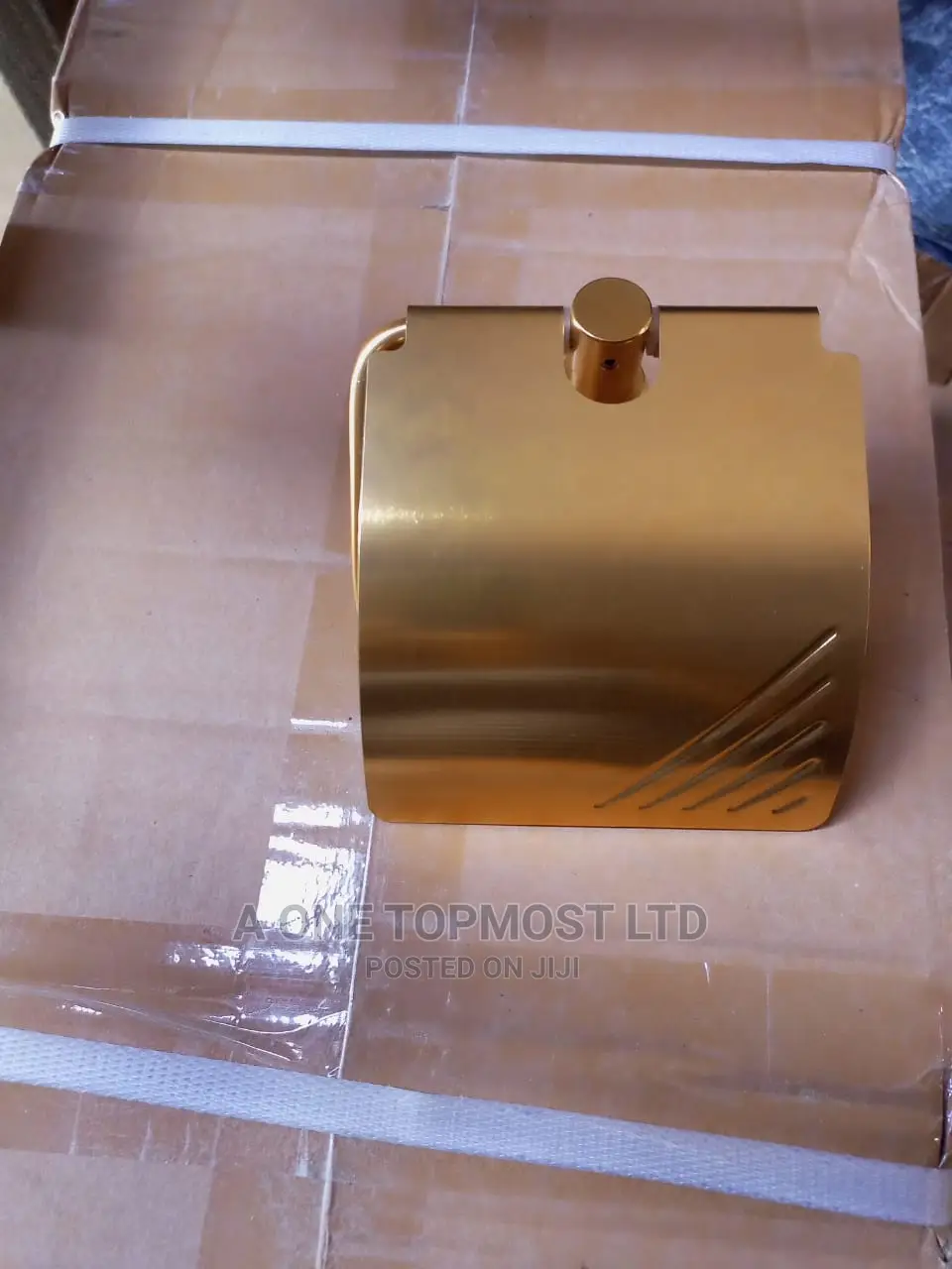 Gold Tissue Holder
