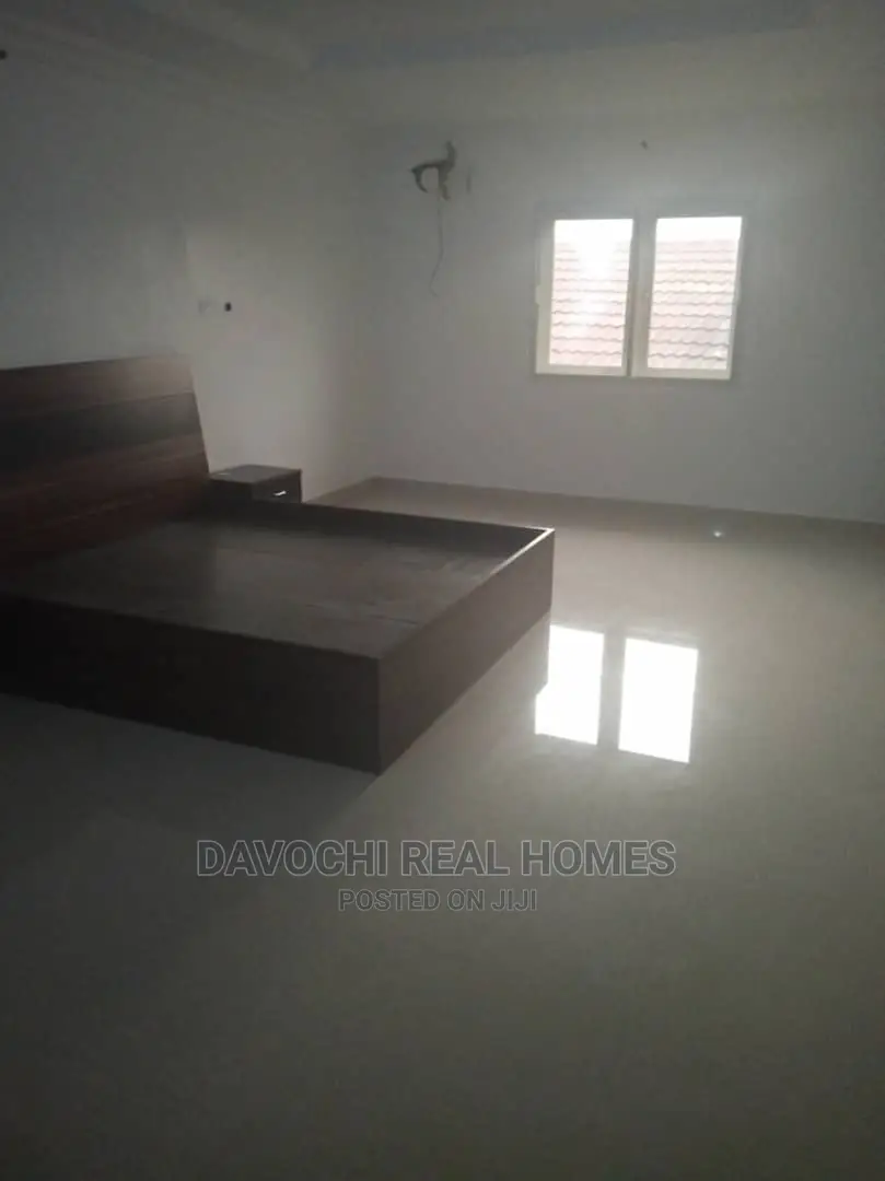 2bdrm Duplex in Lekki Phase One for rent