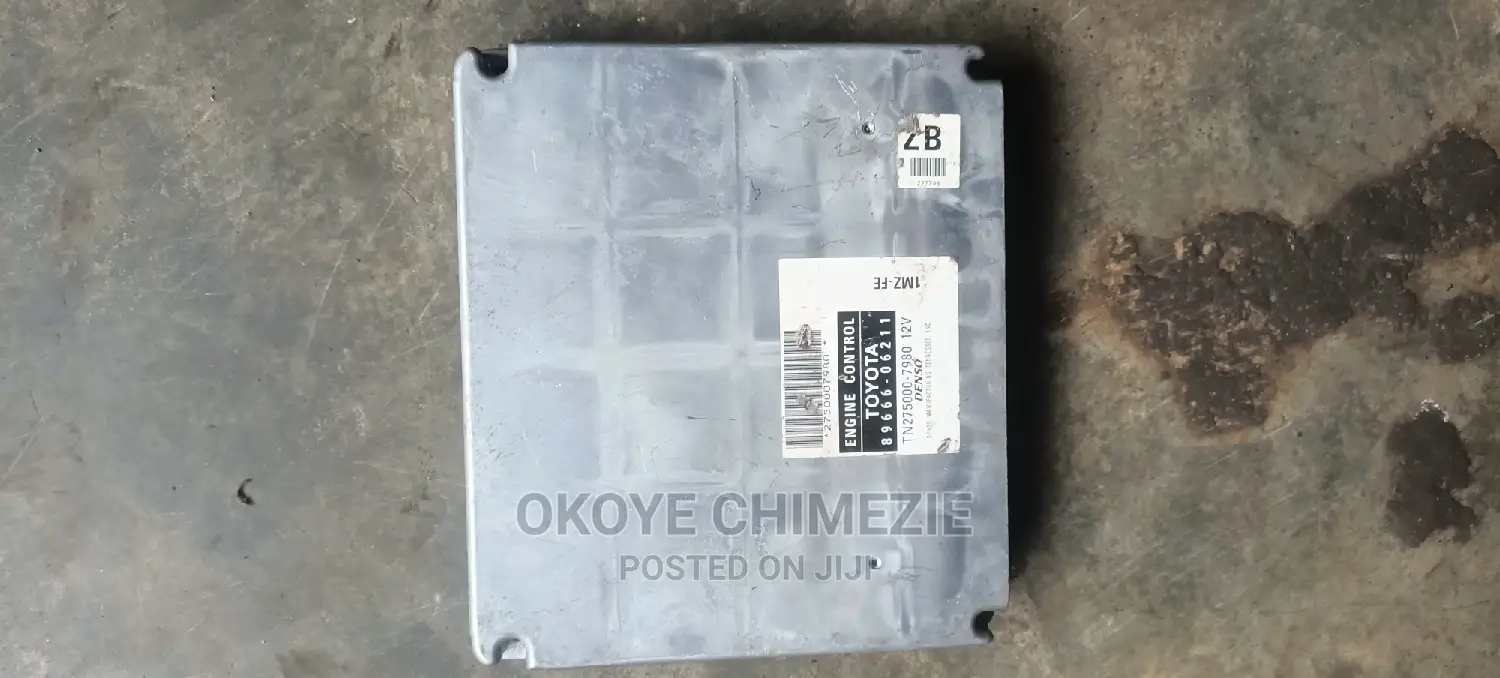 Toyota Camry Brain Box V6 1mz Engine 05/06 Model