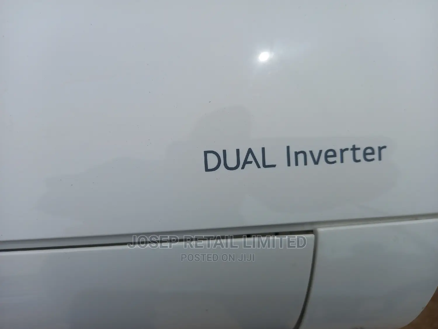 New 1.5HP LG Smart Dual Inverter Ac With Gas and Kit