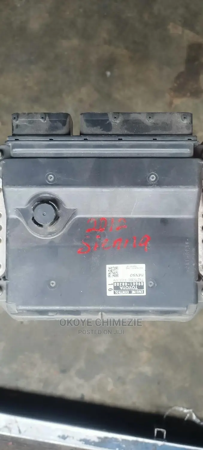 Toyota Sienna Brain Box 2gr Engine 09/010