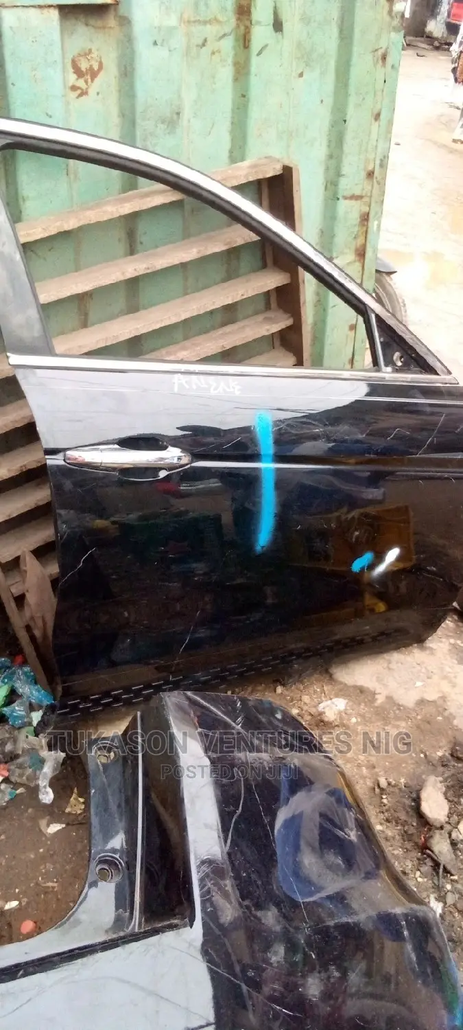 Door Crosstour 2010 Model