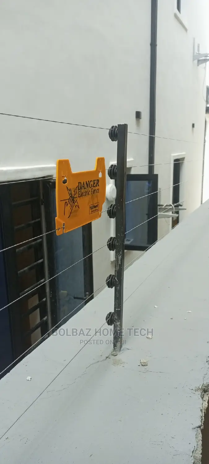 Security Fence: Electric Fence-Wire Without Nepa