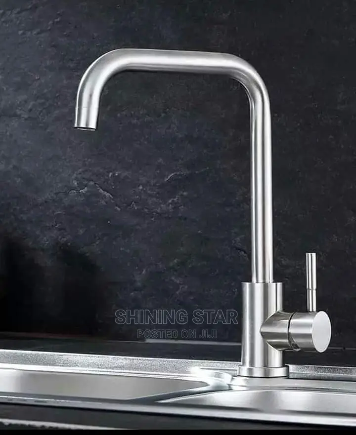 Squarr Shaped Sink Faucet (002)