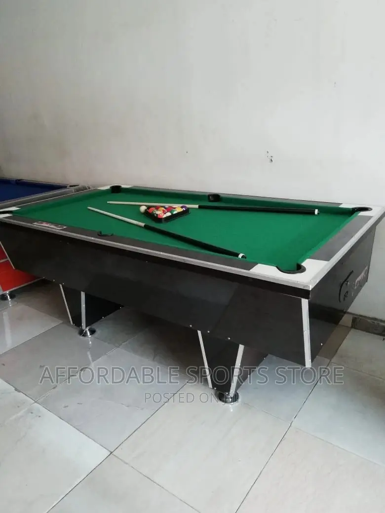 7ft Affordable Clean Snooker Table and Accessories