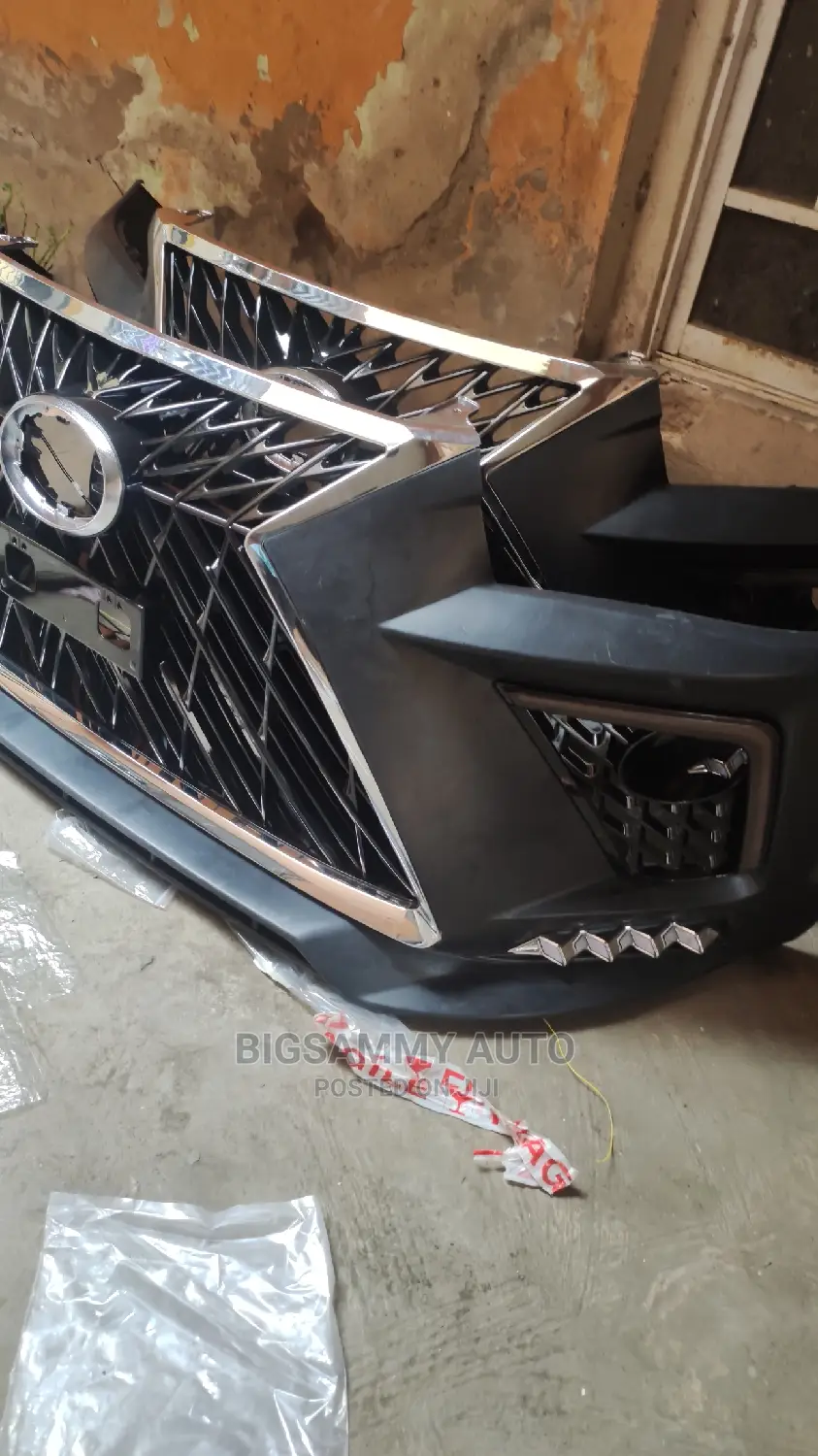 Hilux Lexus Face