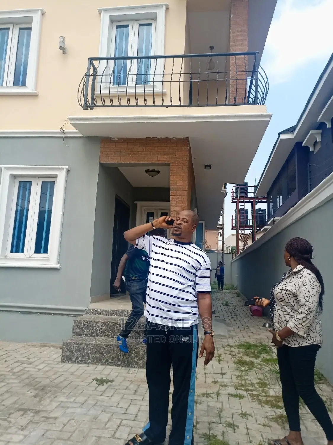 Furnished 4bdrm Duplex in Magodo Phase 2 for rent