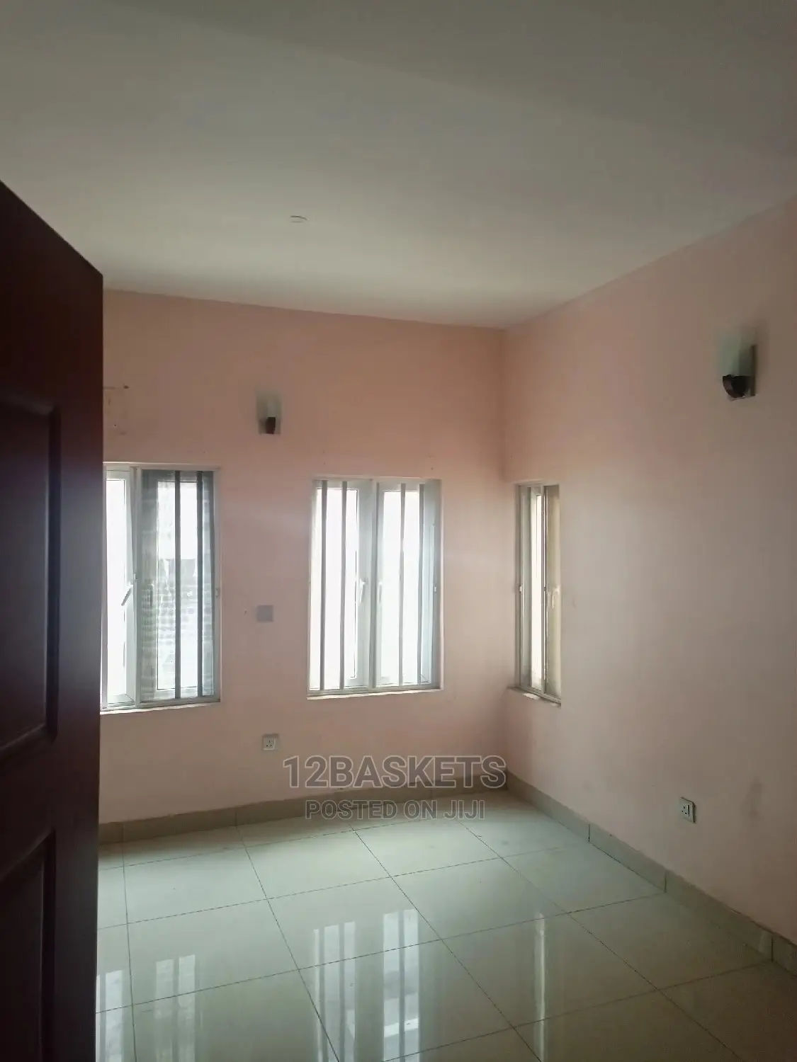 Furnished 4bdrm Duplex in Magodo Phase 2 for rent