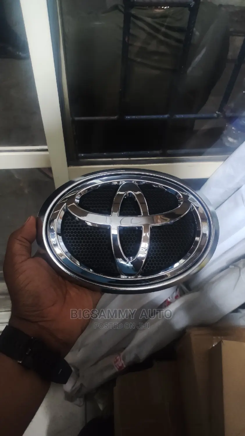 Toyota Logo for Hilux, Prado and Landcruiser