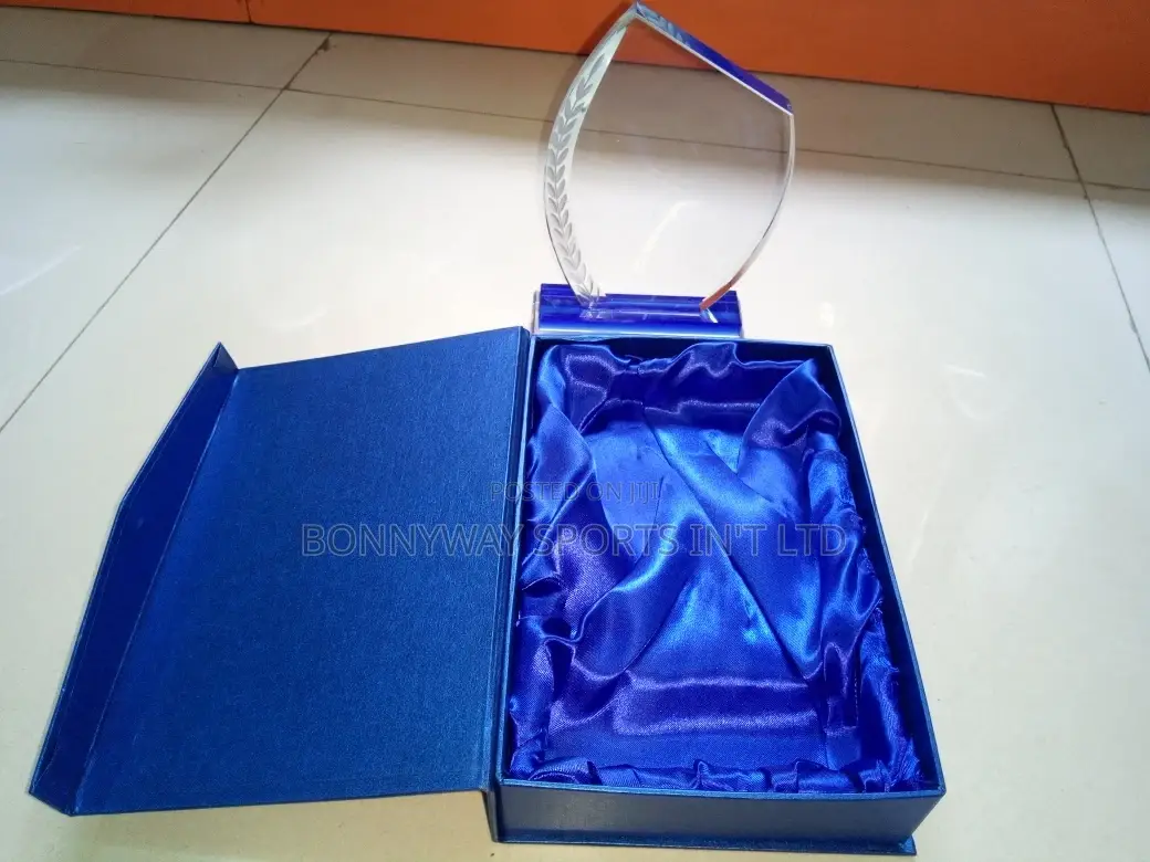 Get All Types Of Award Glasses