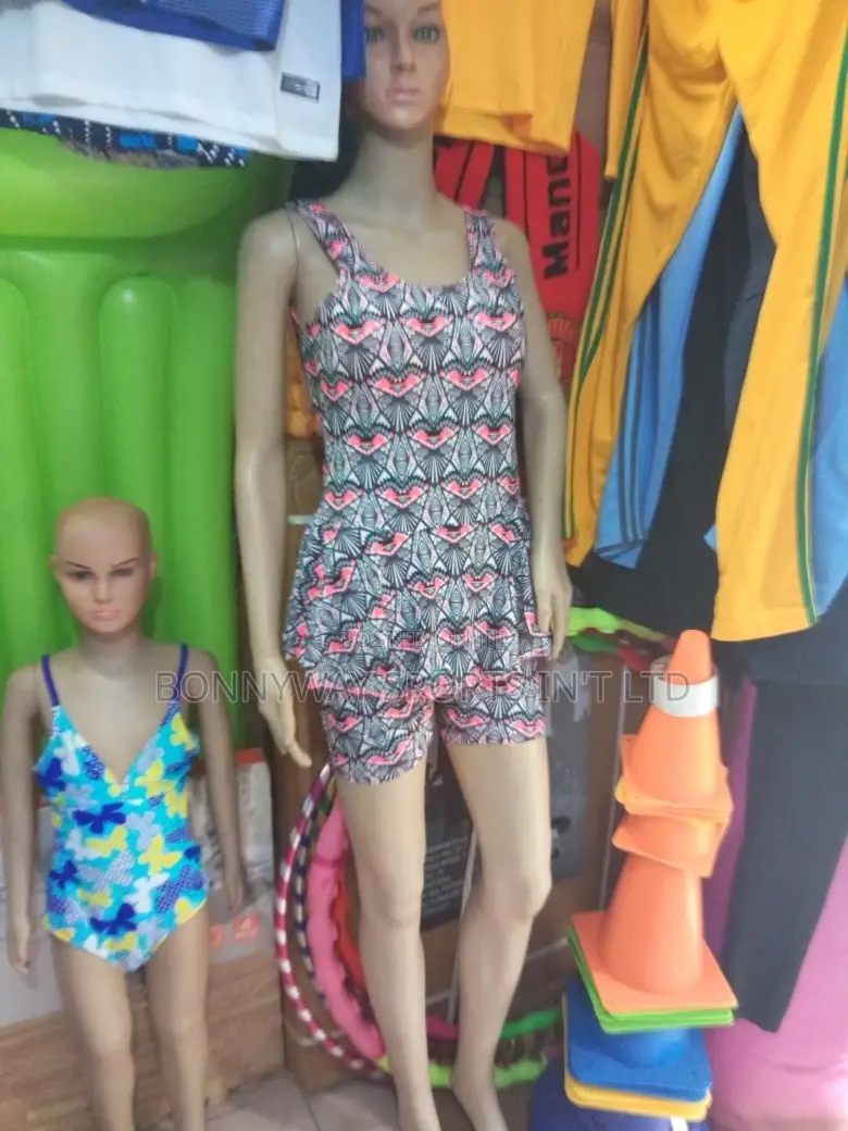 Ladies Swim Tronks